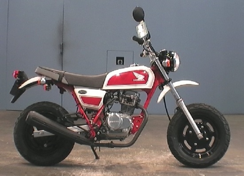 0887  Motorrad Schlüsselanhänger Honda Ape 100 Ape100 Delux Deluxe Moped Art 