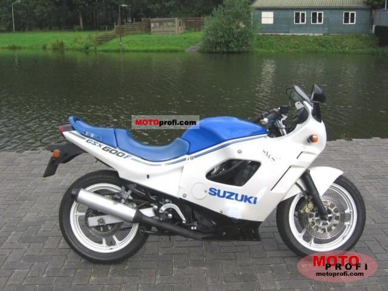 1989 Suzuki GSX 1100 F (reduced effect) #3