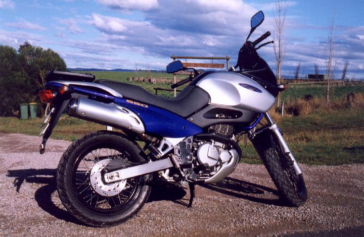Motorradfahrer 1997 3/97 KTM 125 LC 2 Yamaha SR 500 XV 125 Virago Suzuki XF 650 